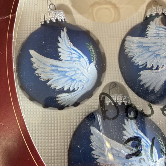 Vintage Krebs Lot of 6 Glitter Hand Painted Doves Blue Glass Ball Ornaments - Picture 5 of 9